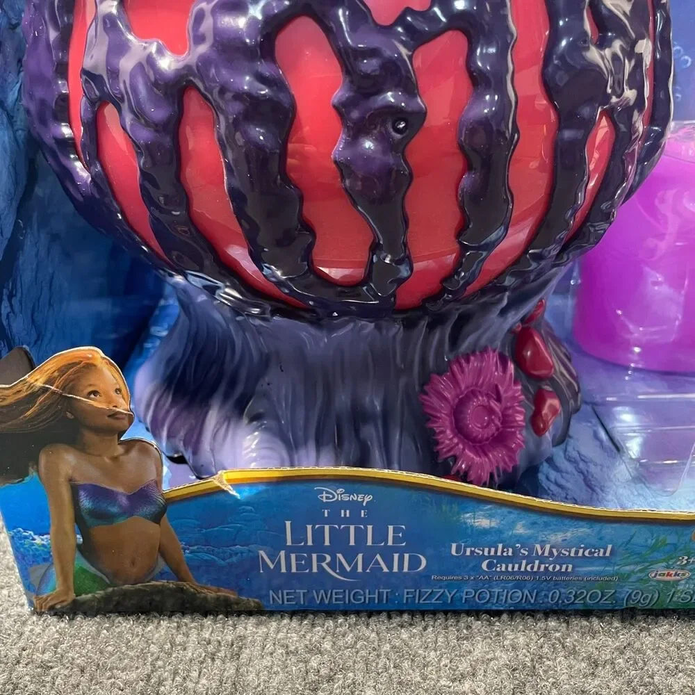 Disney The Little Mermaid Live Action Ursula’s Mystical Cauldron Playset NEW